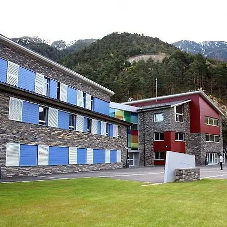 Hostel La Comella